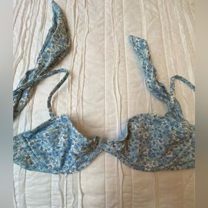 Abercrombie & Fitch bikini top